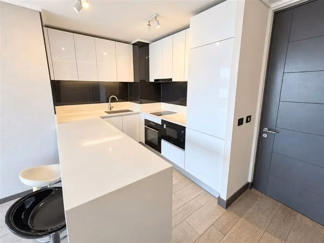 Departamento en arriendo de 1 dorm. en Las Condes - Imagen 9