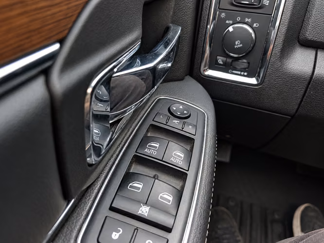 RAM 1500 LARAMIE SPORT CREW CAB - 2020 | 4822 - Imagen 10