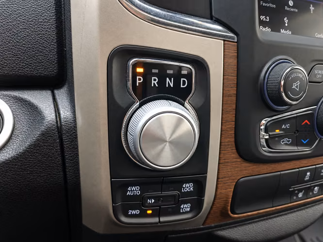 RAM 1500 LARAMIE SPORT CREW CAB - 2020 | 4822 - Imagen 17