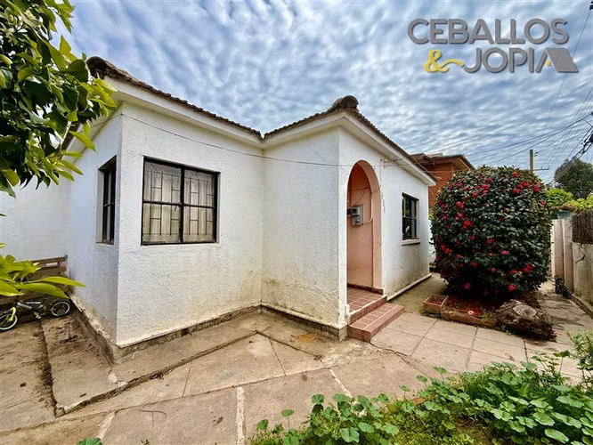 Casa en venta de 3 dorm. en Villa Alemana