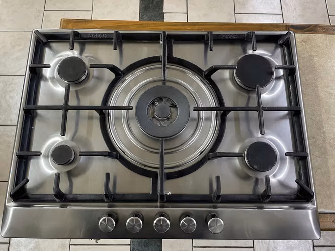 ENCIMERA A GAS BOSCH 51 X 70