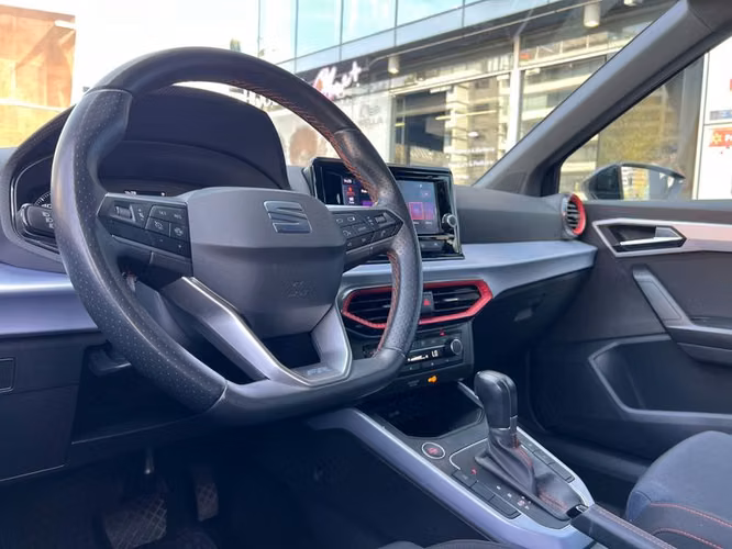 SEAT ARONA FR 1.6L AT6 - 2024 | 4703 - Imagen 10