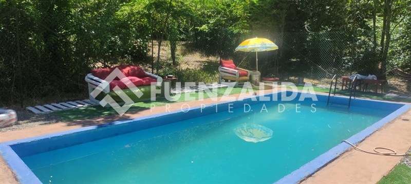 Parcela 8000 m2 con Casa, Piscina y Quincho San Rosendo