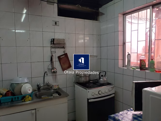 Venta de casa comercial en comuna San Ramon, 3 dormitorios, 3 baños