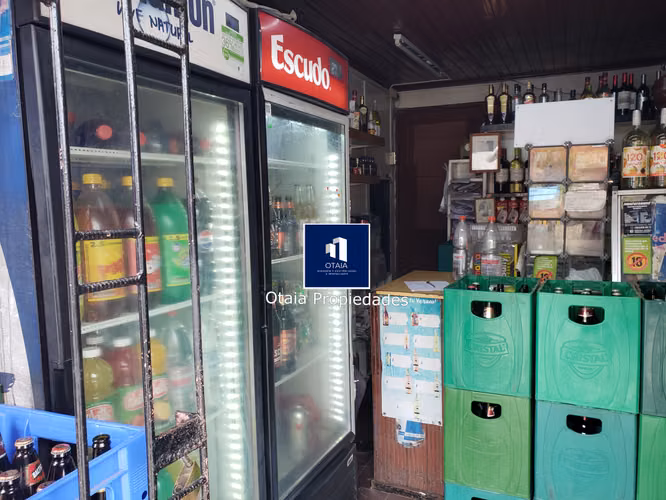Venta de casa comercial en comuna San Ramon, 3 dormitorios, 3 baños