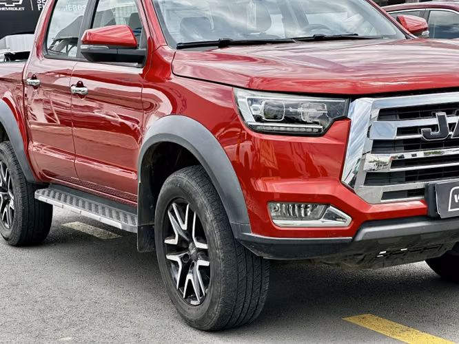 Jac T8 2.0 Comfort Mt 4x2 2023 - Imagen 4