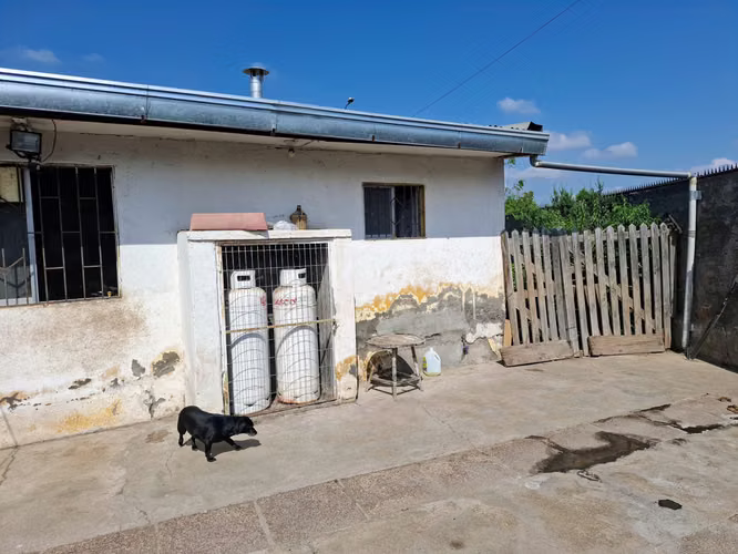 Amplia Casa en Padre Hurtado a 2 cuadras de Camino a Melipilla
