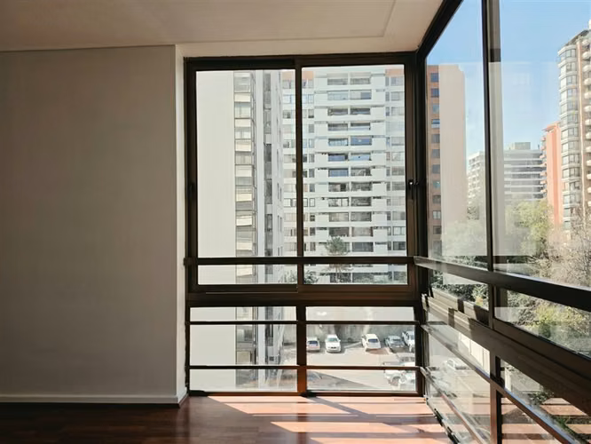 Departamento en Arriendo 3D + 2B + Servicio en Vitacura - Imagen 25
