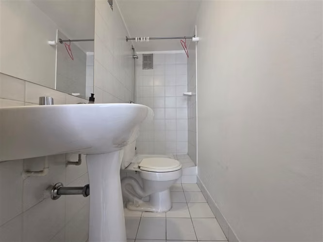 Departamento en Arriendo 3D + 2B + Servicio en Vitacura - Imagen 35