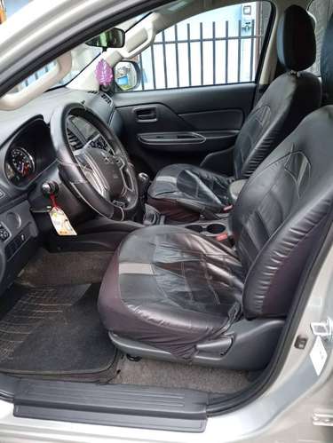 Se vende Camioneta - Imagen 4