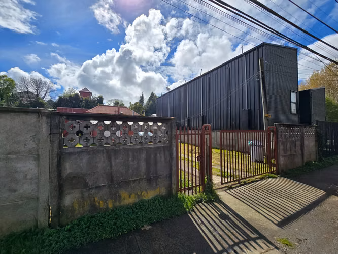 Oportunidad de Inversión en Isla Teja Terreno Urbano en Excelente Ubicación