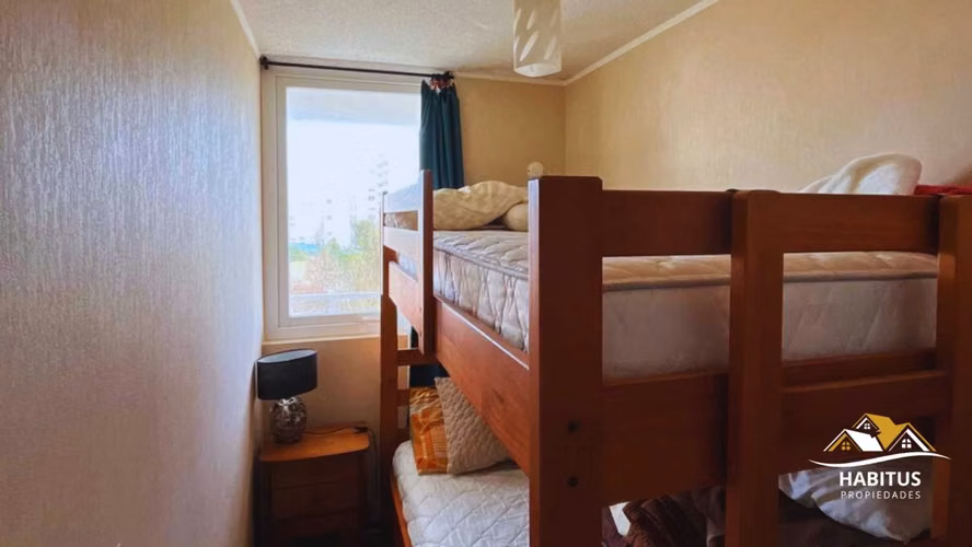 SE VENDE AMPLIO DEPARTAMENTO CON VISTA AL MAR - Imagen 17