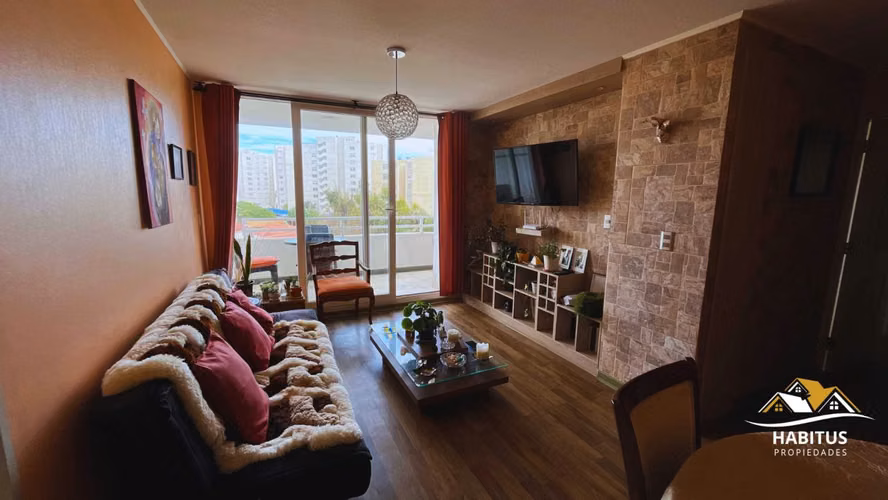SE VENDE AMPLIO DEPARTAMENTO CON VISTA AL MAR - Imagen 4