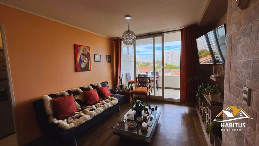 SE VENDE AMPLIO DEPARTAMENTO CON VISTA AL MAR - Imagen 5
