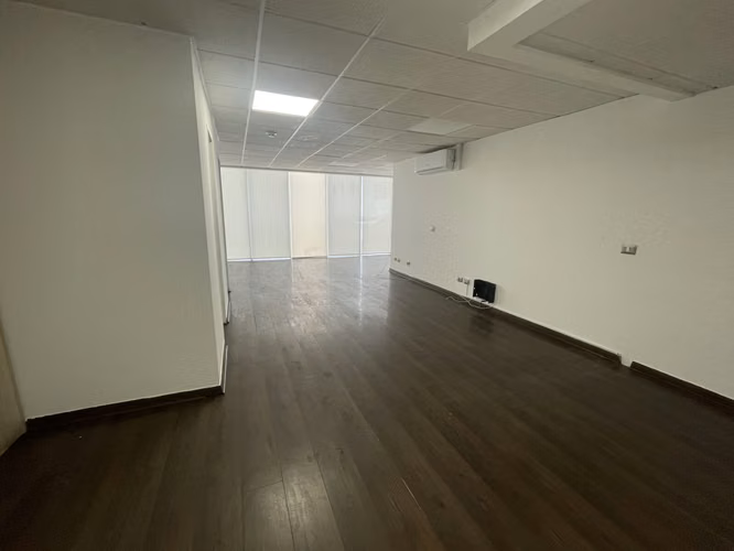 Arriendo Oficina Planta Libre – Barros Borgoño / Metro Manuel Montt, Providencia