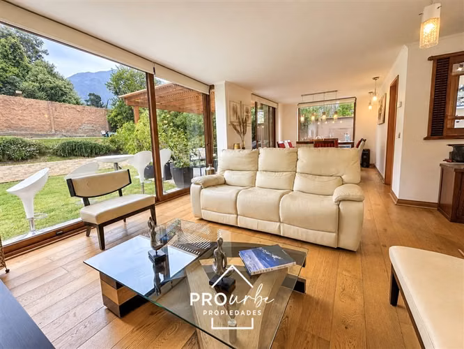 Casa en venta de 4 dorm. en La Reina - Imagen 2