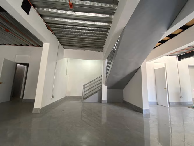 Se Arrienda Local, nueva construccion esquina, San Pablo 8765 Pudahuel