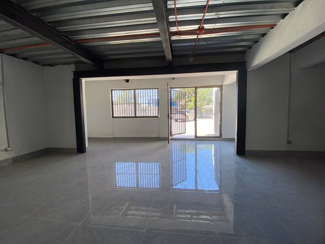 Se Arrienda Local, nueva construccion esquina, San Pablo 8765 Pudahuel