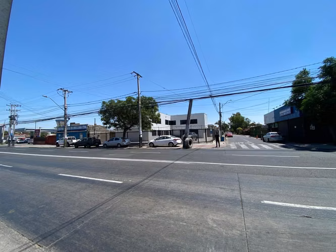 Se Arrienda Local, nueva construccion esquina, San Pablo 8765 Pudahuel