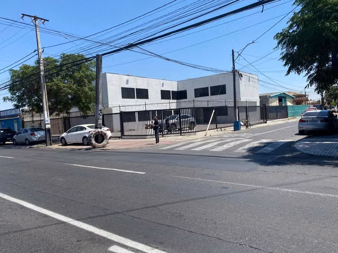 Se Arrienda Local, nueva construccion esquina, San Pablo 8765 Pudahuel