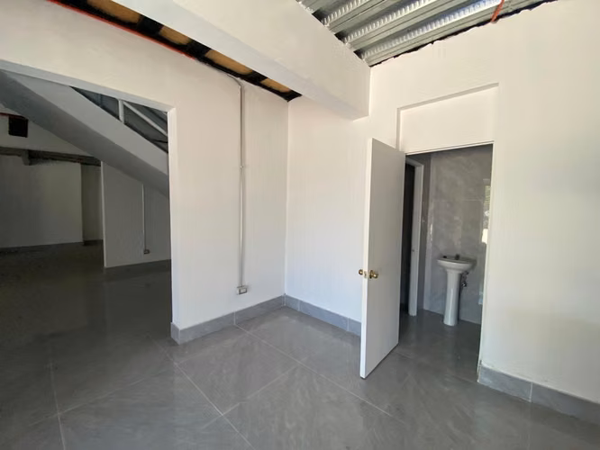 Se Arrienda Local, nueva construccion esquina, San Pablo 8765 Pudahuel
