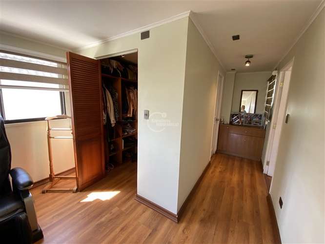 De 4 dorm. 4 baños. 2 Estac. Pasaje Cerrado La Florida - Imagen 23