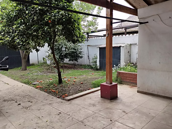 Casa Esquina aislasa de 4D y 2 B en 337 mts de Terreno - Imagen 11