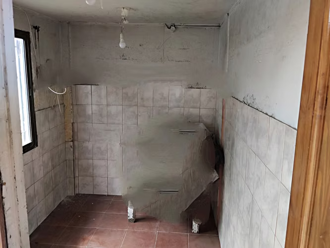 Casa Esquina aislasa de 4D y 2 B en 337 mts de Terreno - Imagen 9