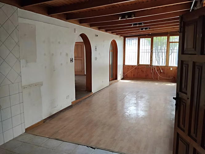 Casa Esquina aislasa de 4D y 2 B en 337 mts de Terreno - Imagen 15
