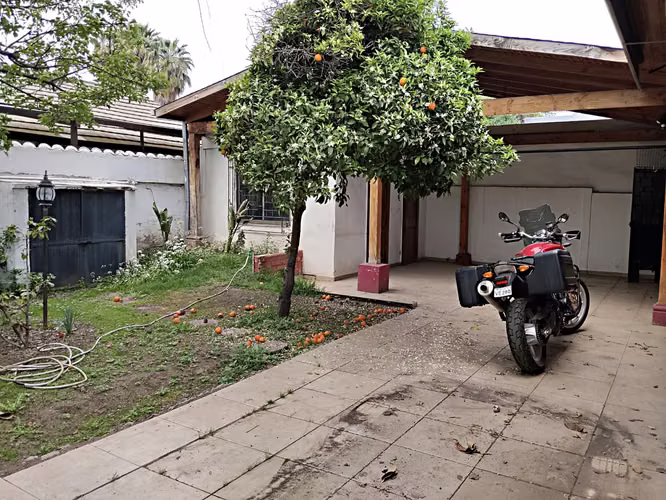 Casa Esquina aislasa de 4D y 2 B en 337 mts de Terreno - Imagen 10