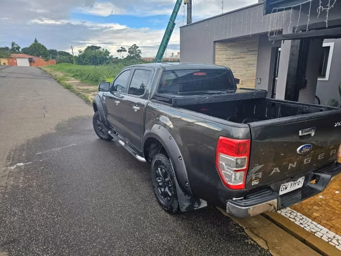 Vendo Ford Ranger 2015 - Imagen 3