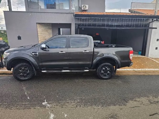 Vendo Ford Ranger 2015 - Imagen 5