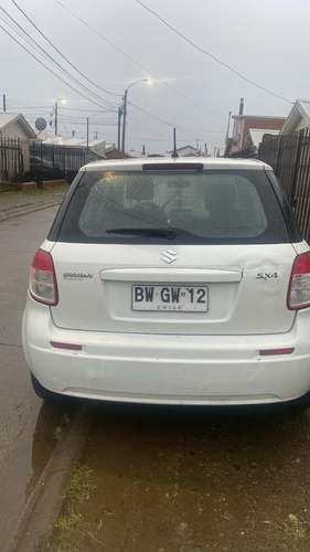 Auto - Imagen 3