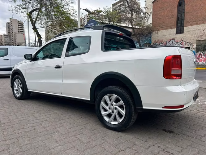 VOLKSWAGEN SAVEIRO CD 1.6 - 2022 | 4732 - Imagen 5