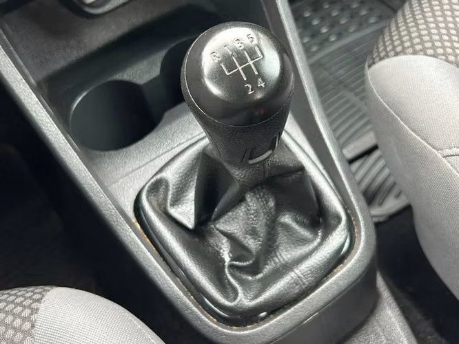 VOLKSWAGEN SAVEIRO CD 1.6 - 2022 | 4732 - Imagen 12
