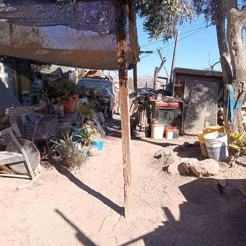 AMPLIO TERRENO EN ZONA URBANA - Imagen 3