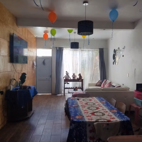 CASA DE 3 PISOS EN AVENIDA BONILLA CON SAN DIEGO - Imagen 7