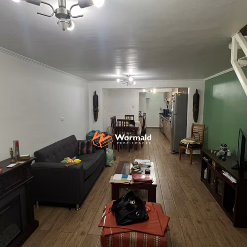 CASA DE TRES PISOS EN EXCELENTE UBICACIÓN - Imagen 2
