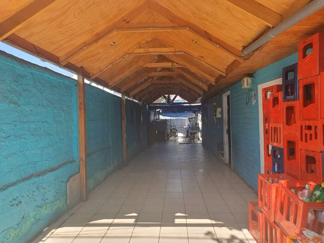 Vendo casa con negocio en plena Avenida Observatorio. - Imagen 12