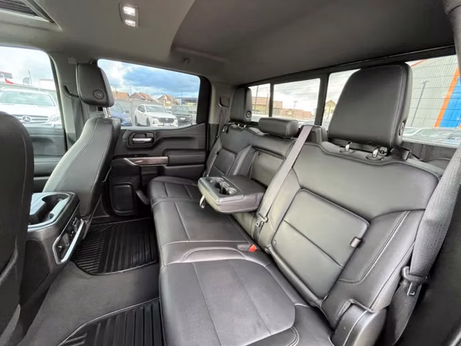 CHEVROLET SILVERADO LTZ 5.3 4X4 2019 - Imagen 14