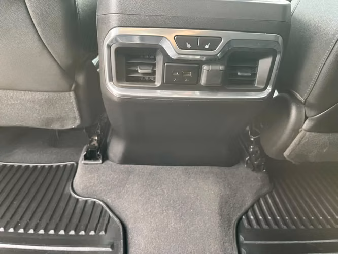 CHEVROLET SILVERADO LTZ 5.3 4X4 2019 - Imagen 13