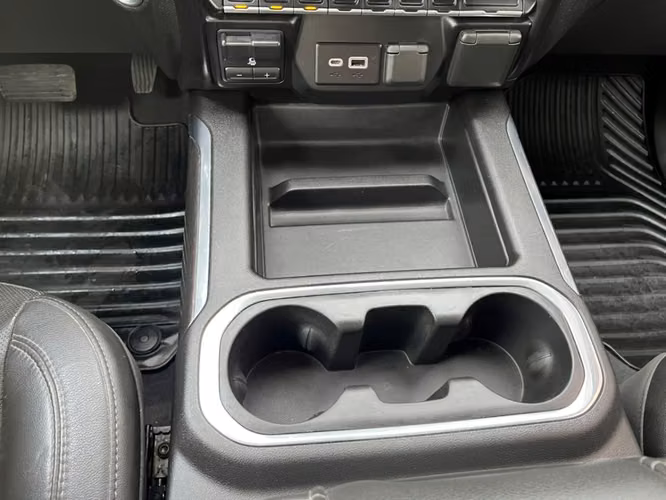 CHEVROLET SILVERADO LTZ 5.3 4X4 2019 - Imagen 18