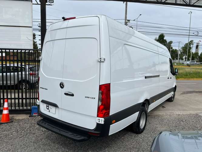 MERCEDES-BENZ SPRINTER 516 CDI 2022