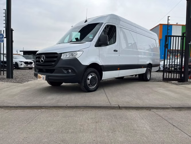 MERCEDES-BENZ SPRINTER 516 CDI 2022