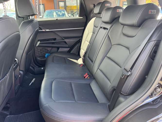 SSANGYONG TORRES 2024 - Imagen 8