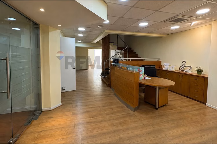 Arriendo oficina 360 m2 manquehue desde 85 uf - Imagen 3