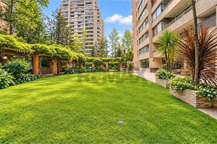 Arriendo 4d+3b | 2 estac + bod | manquehue - Imagen 25