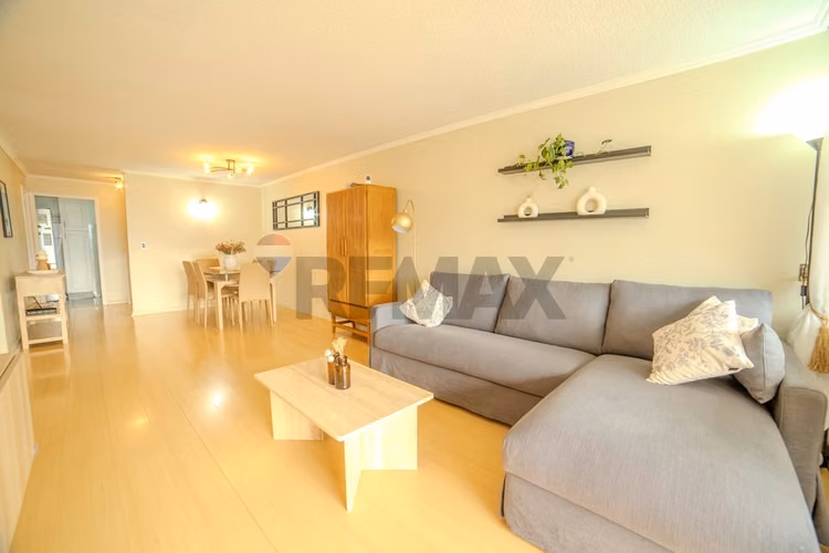 Arriendo 4d+3b | 2 estac + bod | manquehue