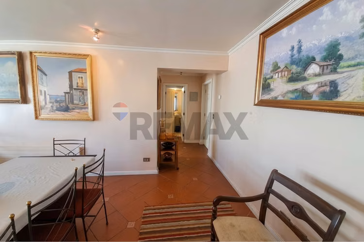 Exclusivo departamento con 3 estacionamientos - Imagen 18