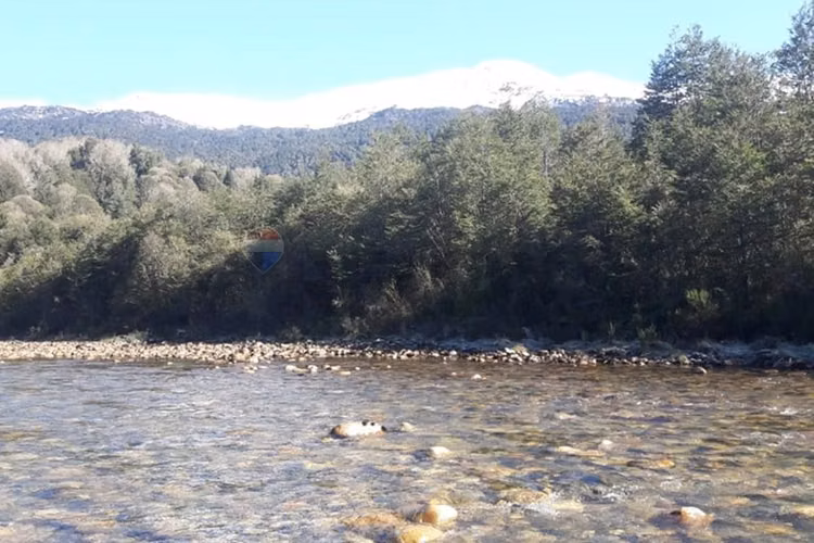 Patagonia con río | 20.000 m² para invertir - Imagen 14